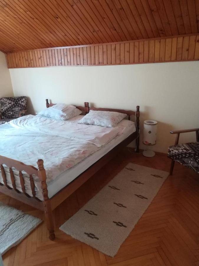 Bed and Breakfast Kuca Maric Mackat Zewnętrze zdjęcie